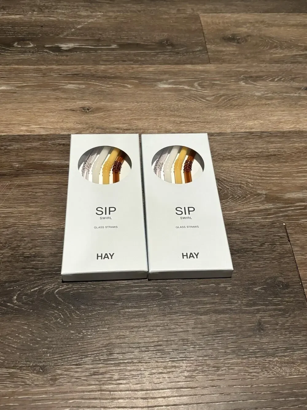 HAY Sip Swirl Glass Straws Set of 8 Reusable Borosilicate Straws Cleaning Brush